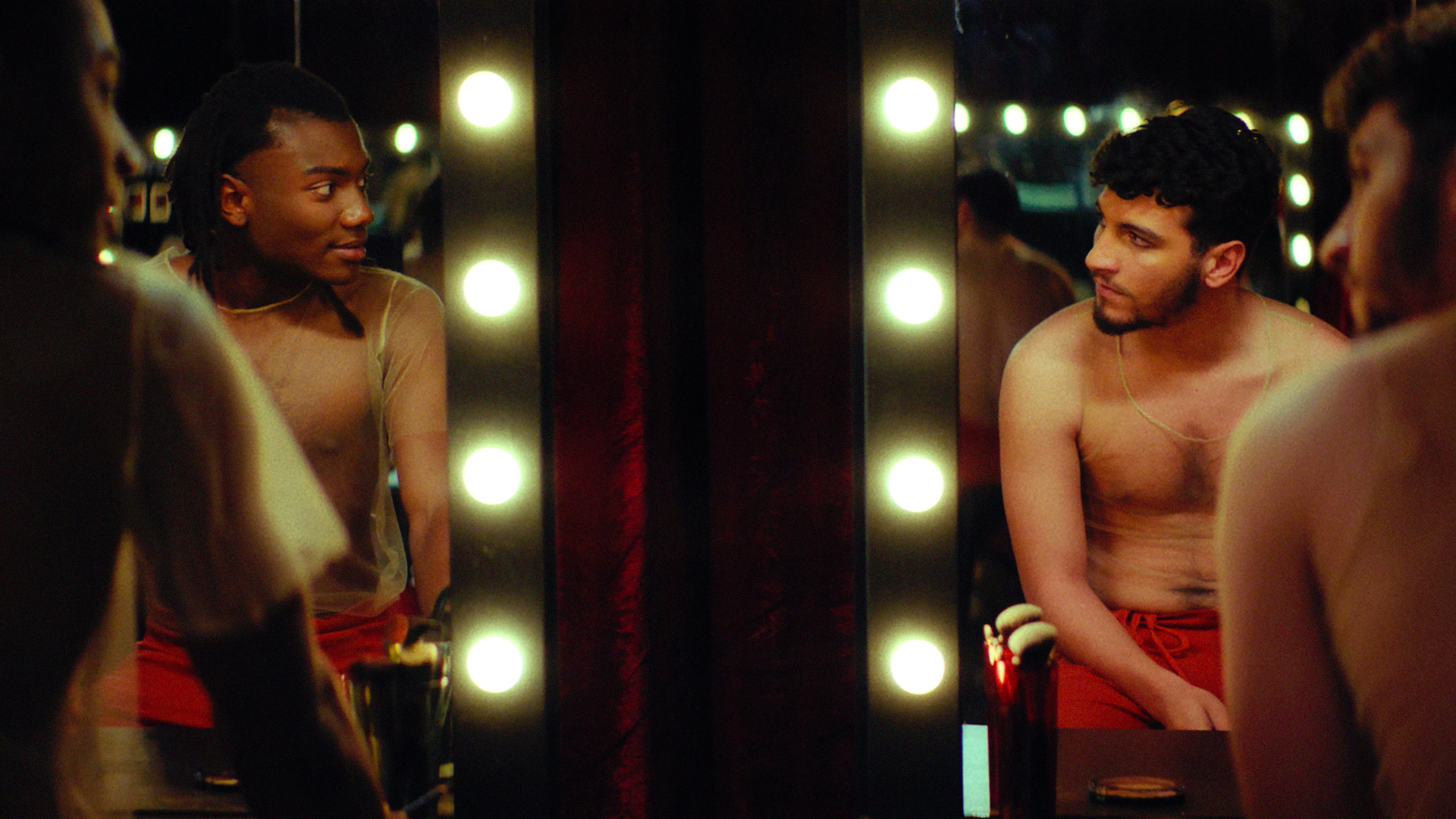 SCENES_DE_NUIT_Filipe-Matzembacher-Marcio-Reolon_OUTPLAY_FILMS_STILLS_01