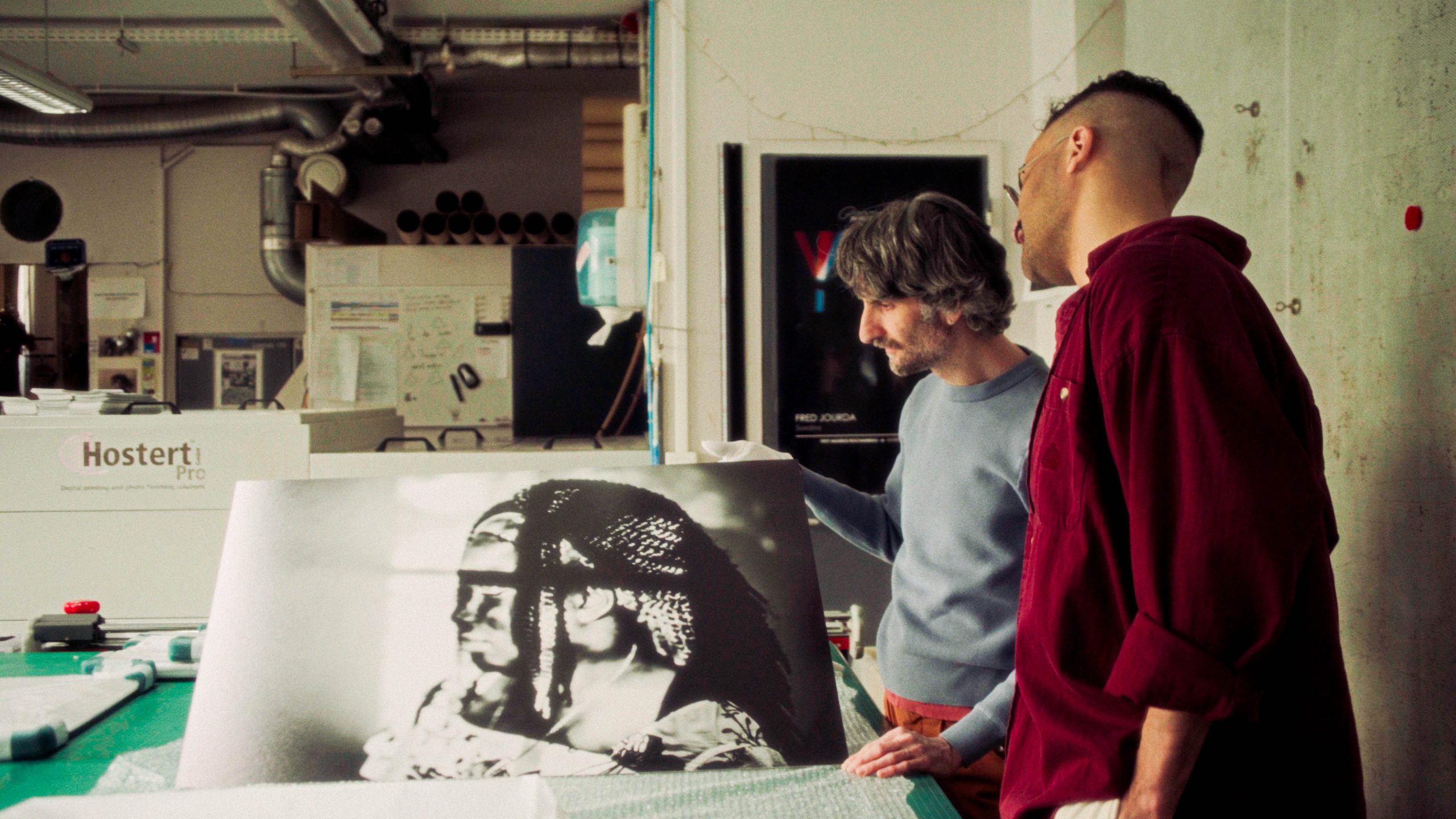 THE HIDDEN FACE OF THE EARTH_ARNAUD_ALAIN_OUTPLAY_FILMS_STILL_04