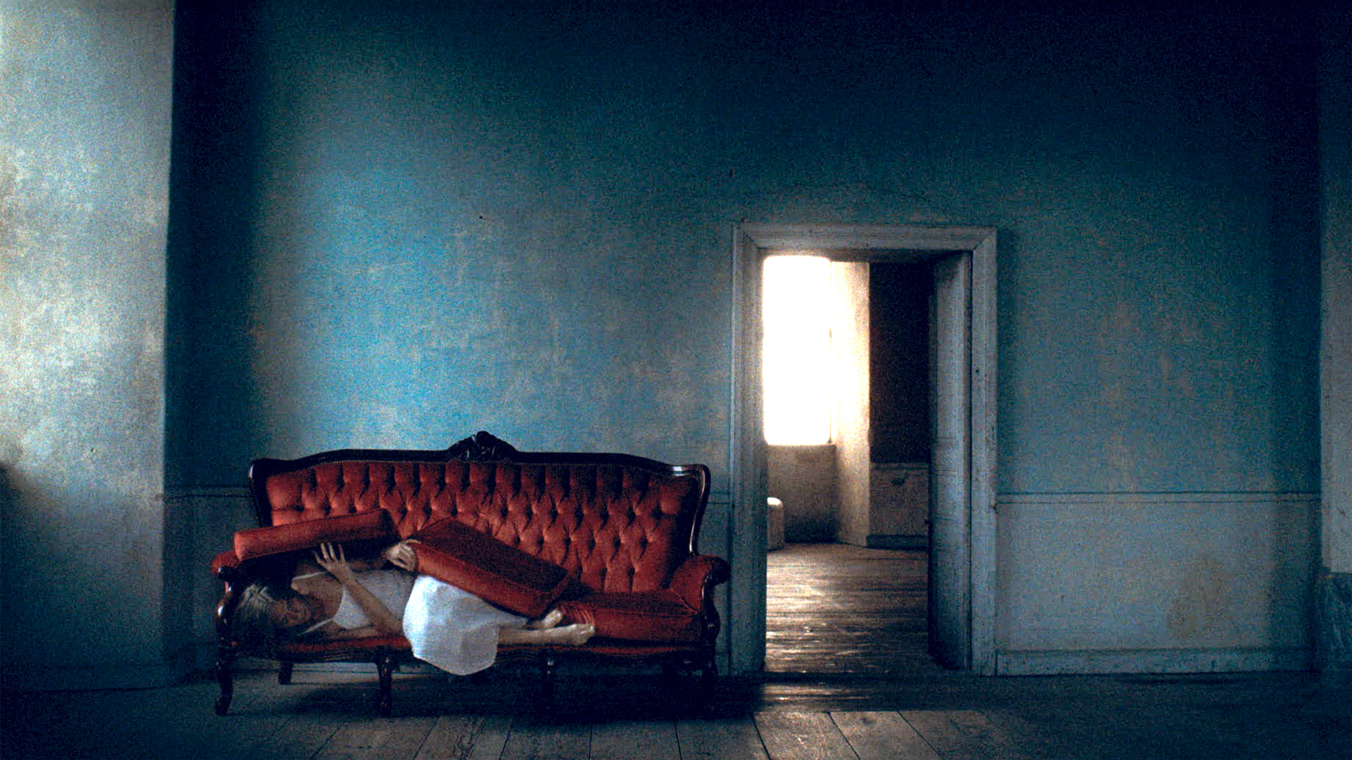 A_SWEETNESS_FORM_NOWHERE_ESTER_BERGSMARK_OUTPLAY_02